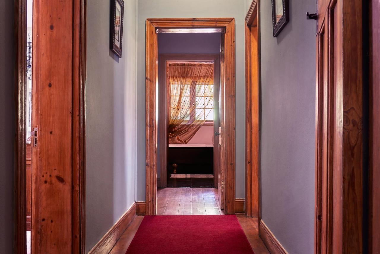 Linwood Guest Farm Guest House คลาเรนส์ ภายนอก รูปภาพ